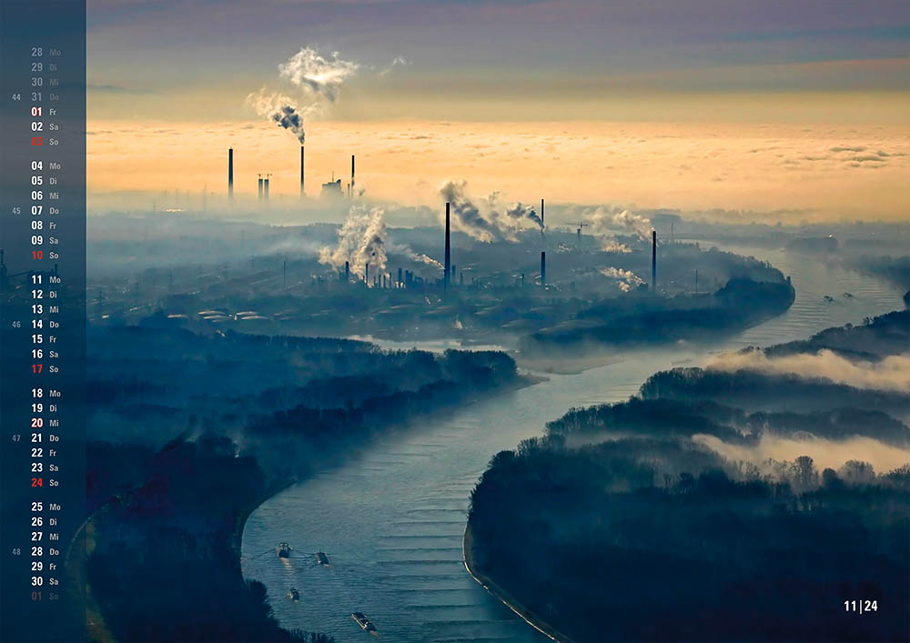 Kalender Karlsruhe 2024 Kalenderblatt November: Nebel in der Rheineben bei Karlsruhe